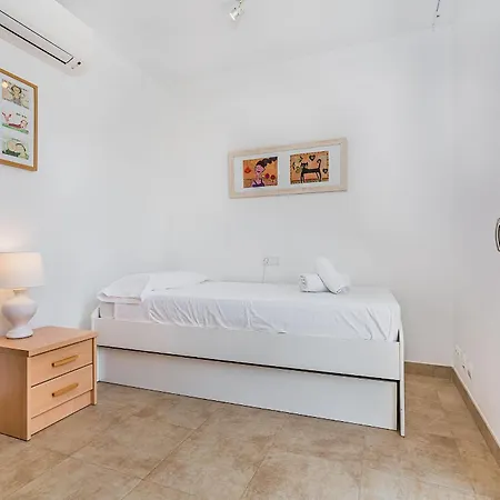 Holiday home Molins 6 *